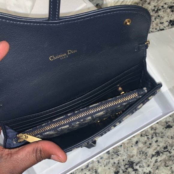 Christian Dior wallet on chain - Picture 4 of 5